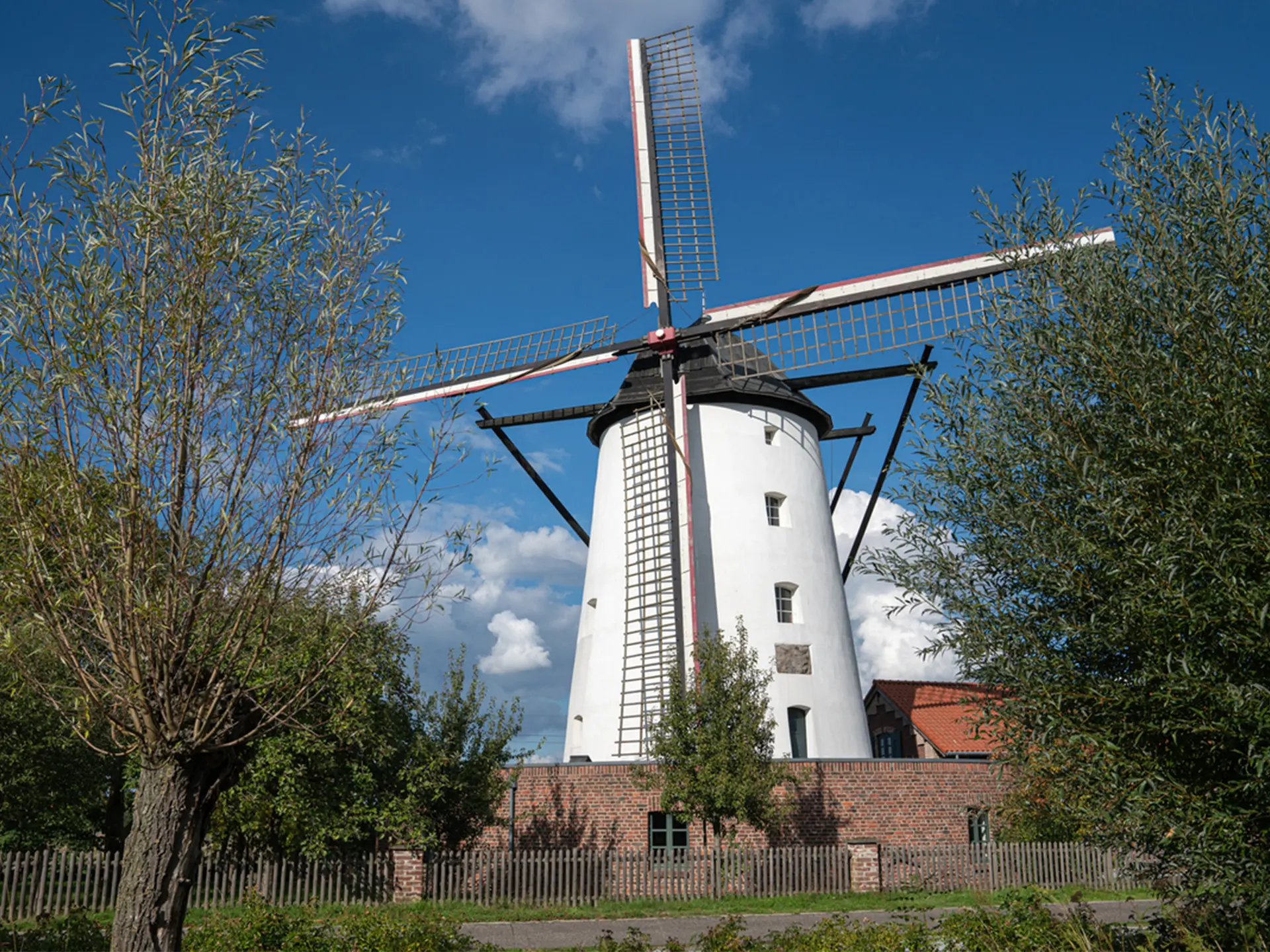 Historische Windmühle in Kaarst – Niederlassung Kaarst